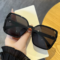Lunivop Vintage Square Gradient Sunglasses Women Oversized Sunglass Men Retro Black Sun Glasses Shades Goggle Eyepieces Trend
