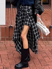 Lunivop New Korean Fashion Vintage Black Plaid Skirt Women Y2k High Waist Irregular Retro Skirt Chic Desing Sense All-match Clothes