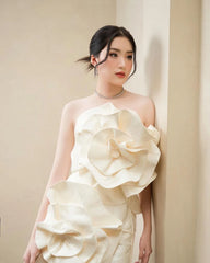 Lunivop Beige 3D Flowers Short Mini Cocktail Homecoming Dress Satin Strapless Above Knee Prom Party Wedding Gala Special Events Dresses