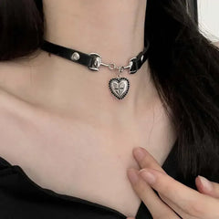 Lunivop Punk Y2K Charm Grunge Heart Pendant PU Leather Sexy Choker Vintage Necklaces for Women Spice Girls Goth Jewelry Accessories Gift
