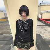 Lunivop Gothic Vintage T-shirt Women Long Sleeve Broken Print Graphic Tops Y2k Japanese 2000s Grunge Tops Streetwear Tee Tops