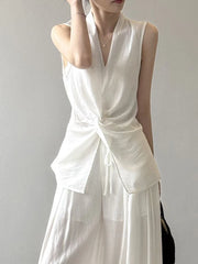 Lunivop Vintage V Neck White Tanks Women Casual Streetwear Retro Slim Tanks Simple Retro Elegant Sleeveless Female Design Tops New