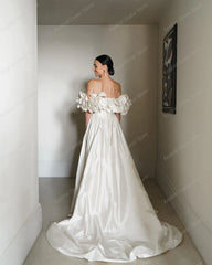 Lunivop Simple Beige Satin Strapless Wedding Dress Hi Low Sweep Train Banquet Dress Women Hand Made Floral Appliques Slit Bridal Dresses