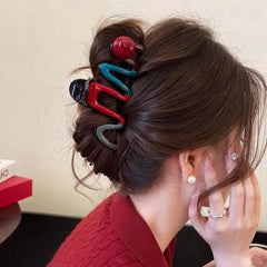 Lunivop New Fashion Red Wave Hair Claw Clip for Women Korean Sweet Acrylic Bead Large Shark Clip Ponytail Headwear Hair Accessories
