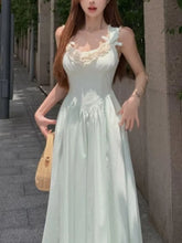 Lunivop French Style Lace Patchwork Bow Sleeveless Sweet Dresses Backless Elegant Square Collar Party Dress Female Waist A -line New