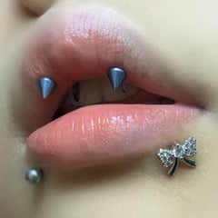 Lunivop 1pc Sparkling Bowknot Lip Stud 1.2G Stainless Steel Labret Piercing Cartilage Ear Bone Accessory Sweet Cool Fashion Body Jewelry