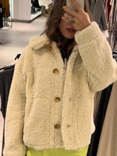 Lunivop Casual Turn-down Collar Lamb Wool Jacket Women Thickened Warm Single Breasted Coats Women Autumn Winter High Street Outwear Tops