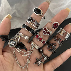 Lunivop Gothic Fashion Rings For Women Girls Crystal Black Spider Open Ring Hip Hop Punk Irregular Animal Finger Jewelry Halloween Gift