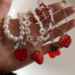 Lunivop Y2K Strawberry Pendant Necklace Choker for Women Children Jewelry Imitation Pearl Neck Clavicle Chain Cute Accessories New