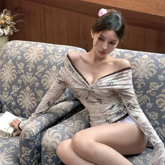 Lunivop Green Oil Painting Print Vintage Tops Mujer 2025 Summer New Slim Fit T-shirt for Women Sexy Off Shoulder Long Sleeve Tee Shirt