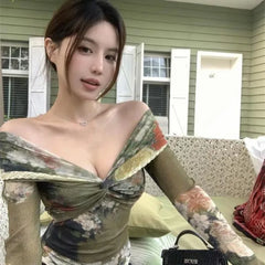 Lunivop Green Oil Painting Print Vintage Tops Mujer 2025 Summer New Slim Fit T-shirt for Women Sexy Off Shoulder Long Sleeve Tee Shirt