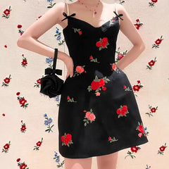 Lunivop Fashion Embroidery Rose Dress Women's Sleeveless Waist Retraction A Line Dresses 2025 Summer New Tide