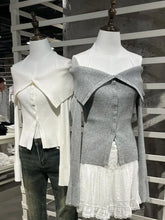 Lunivop Vintage Fake Two Pieces Lace Halter T-shirt Women Sexy Off Shoulder Single Breasted Slim Long Sleeve Tees Sweet Gray Knit Tshirt
