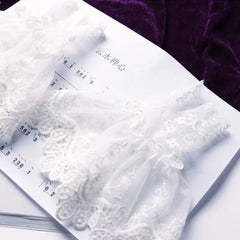 Lunivop 1pair Female Sweater Fake Sleeves Hollow Out Crochet Floral Lace Horn Cuffs Embroidery Flounces Ruffles Elastic Wrist Warmers