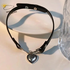 Lunivop Punk Y2K Charm Grunge Heart Pendant PU Leather Sexy Choker Vintage Necklaces for Women Spice Girls Goth Jewelry Accessories Gift