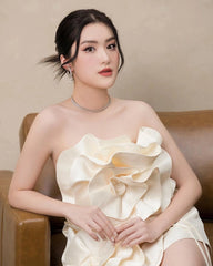 Lunivop Beige 3D Flowers Short Mini Cocktail Homecoming Dress Satin Strapless Above Knee Prom Party Wedding Gala Special Events Dresses