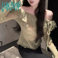 Lunivop 2024 Autumn For Women Crop Tops Vintage Korean Retro High Street Knit Butterfly Lace Decal