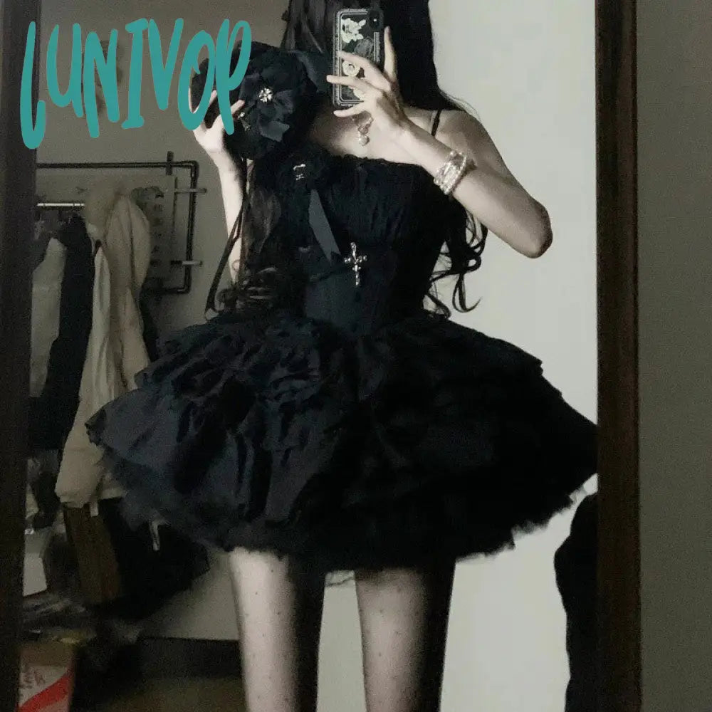 aesthetic halloween costumes Black Tube Top Dress 2024 New Pure Sweet Sexy Waist Slimming Performance Uniform Princess Pettiskirt