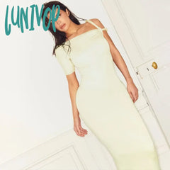 46135219683579|46135219716347|46135219749115