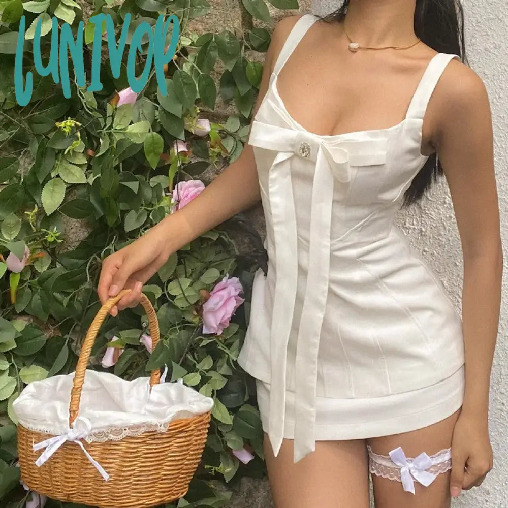 46166170370299|46166170403067|46166170435835