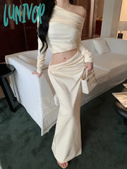 Lunivop Old Money Style T Shirt Women Off Shoulder Korean Fashion Tops White Black Aesthetic