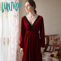 Lunivop Sexy Velvet Long Night Dress Women Autumn Winter Backless Velour Robe Courtly Style Vintage