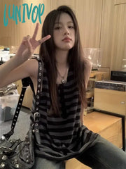 Lunivop Simple Vintsge Striped Sleeveless Tops Female 2024 Summer New Loose Vest For Women Y2K