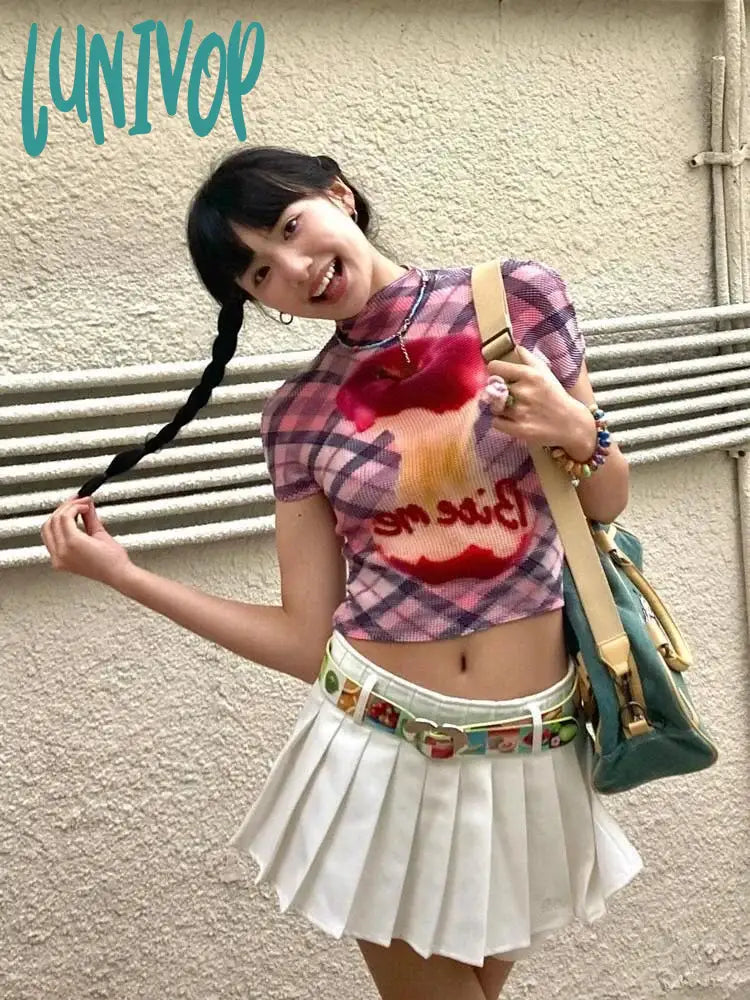 Lunivop Summer 2000S Vintage Aesthetic Plaid Graphic T-Shirts Women Short Sleeve Tees Stretch Crop