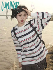 Lunivop Vintage White Striped Sweatshirts Women Harajuku Fashion Streetwear Crew Neck Hoodies