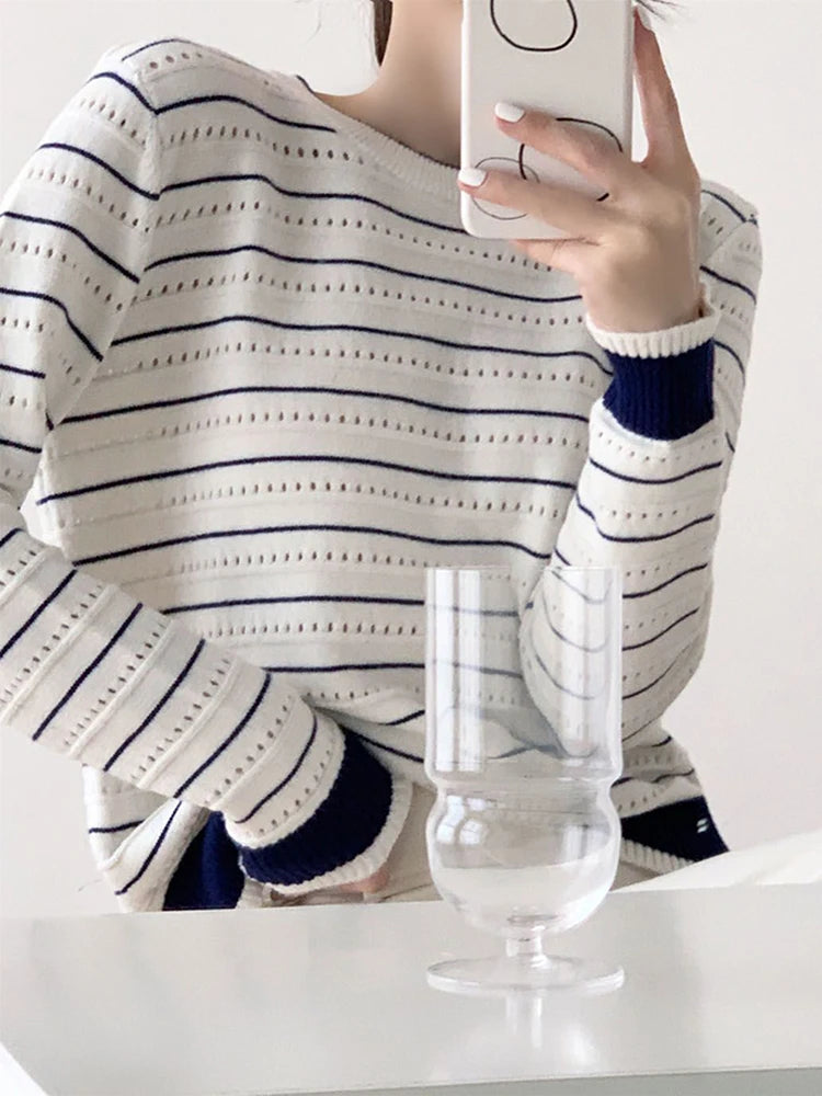 Lunivop Vintage Elegant Striped Sweaters Women Loose O Neck Hollow Out Knitted Pullover French Retro Long Sleeve Casual Jumper Tops