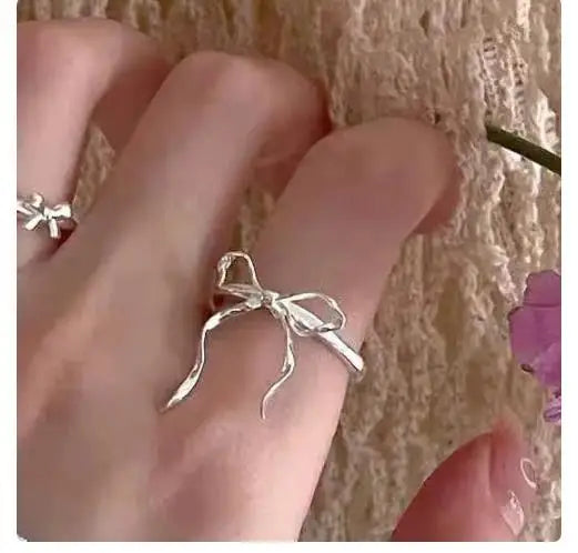 Lunivop Romantic Lovely Silver Color Bow Tie Ribbon Rings for Women Exquisite Fashion Geometric Lines Open Finger Ring Jewelry Gift