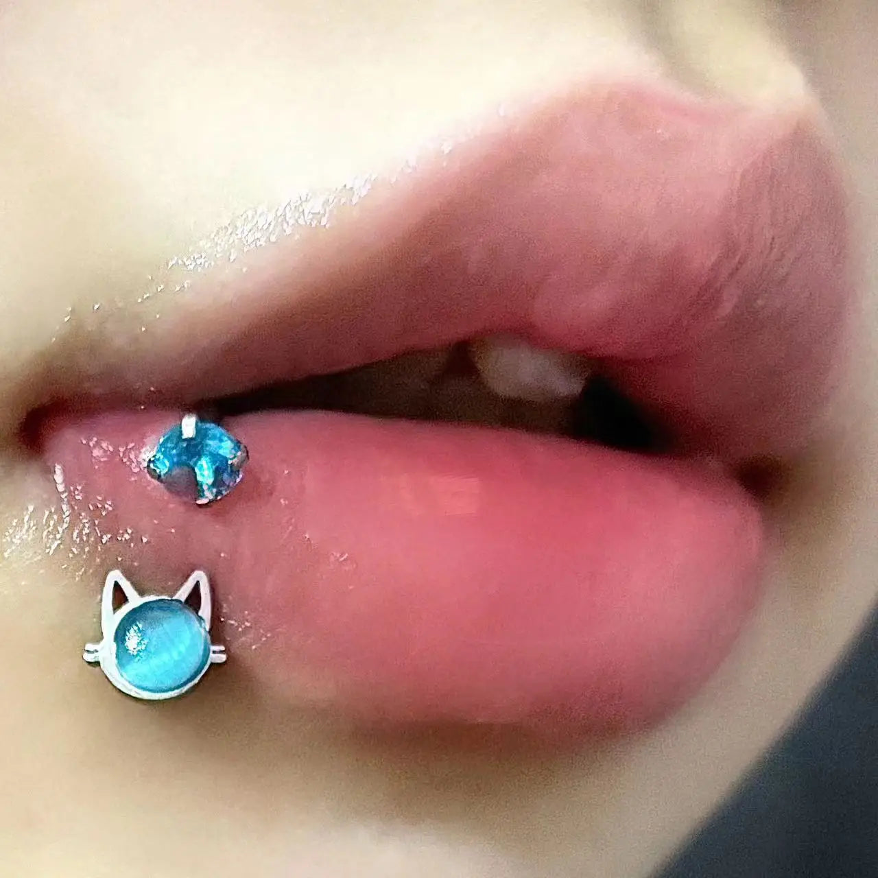 Lunivop 1PC Cute Cat Lip Rings For Women Y2k Pink Blue Cat's Eye Stone Stainless Steel Labret Piercing Daith Cartilage Body Jewelry Gift