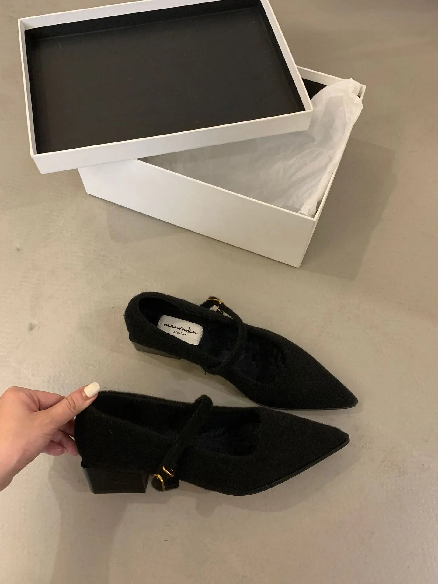 Lunivop Fashion Pointed Toe Fleece Flet Ballet Shoes Woman Autumn Winter Warm Wool Mary Jane Shoes Ladies Elegant Plush Pumps