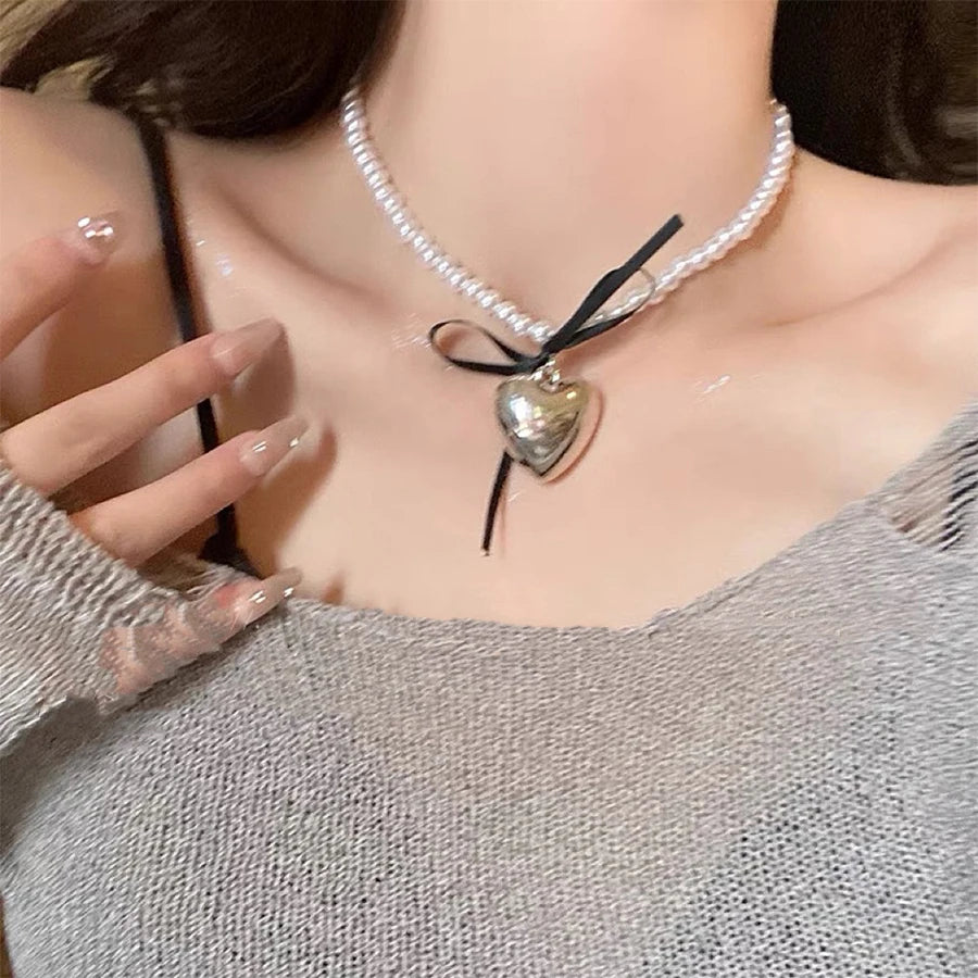 Lunivop New Trendy Simple Black Ribbon Bow Silver Heart Pendant Pearl Necklace for Women Niche Design Imitation Pearl Party Jewelry