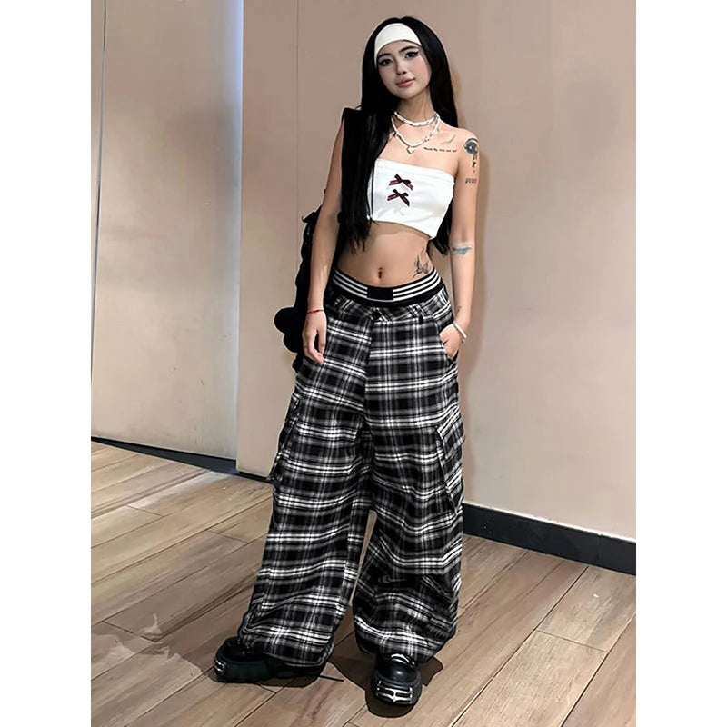 Lunivop Women Gothic Plaid Cargo Pants Y2k 2000s Streetwear Sweatpants Vintage High Waist Trousers Harajuku Wide Pants Aesthetic Clothes