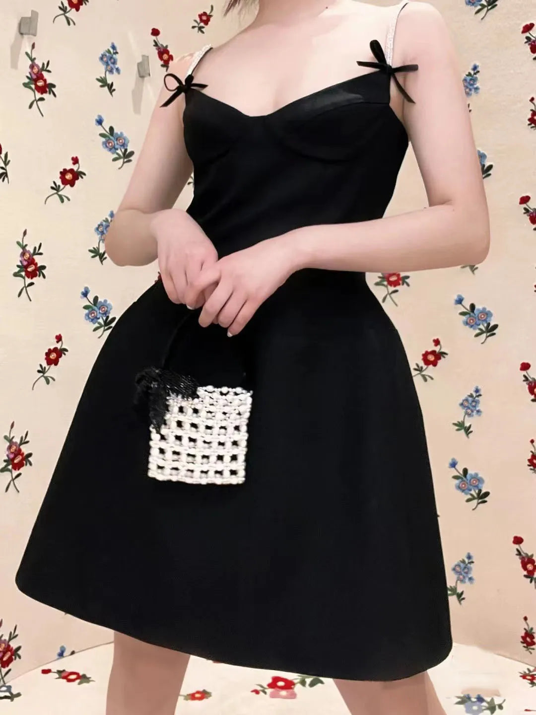 Lunivop Fashion Embroidery Rose Dress Women's Sleeveless Waist Retraction A Line Dresses 2025 Summer New Tide