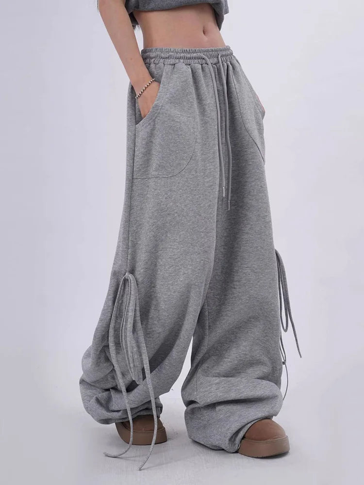 Lunivop Streetwear Gray Sweatpants Women Low Waist Loose Harajuku Pockets Pants American Casual Hip Hop Lace Up Oversize Bf Trousers New