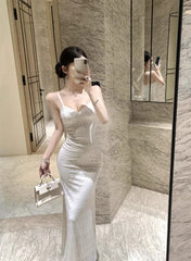 Lunivop  Woman Dress Sexy Elegant Sleeveless V Neck Lace Patchwork Backless Slim Sweet Temperament Party Dresses Female Chic