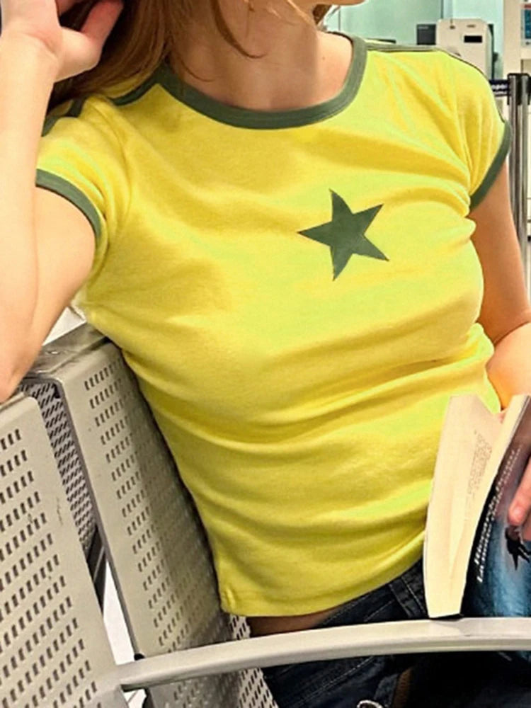 Lunivop Spicy Girl Y2k Crop Top Gothic Star Print Contrast Crop Top Vintage Slim Fit Tee Cyber T-shirt Streetwear Open Navel Casual Top