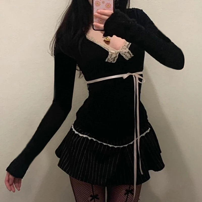 Lunivop  Contrast Lace Bow Cropped Top Sweet Coquette Square Collar T Shirts Black Casual Full Sleeve Tee Women y2k Aesthetic Lady