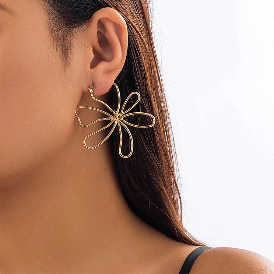 Lunivop New Trendy Exaggerated Hollow Flower Earrings for Women Glossy Alloy Needle Studs Cool Personality Party Jewelry