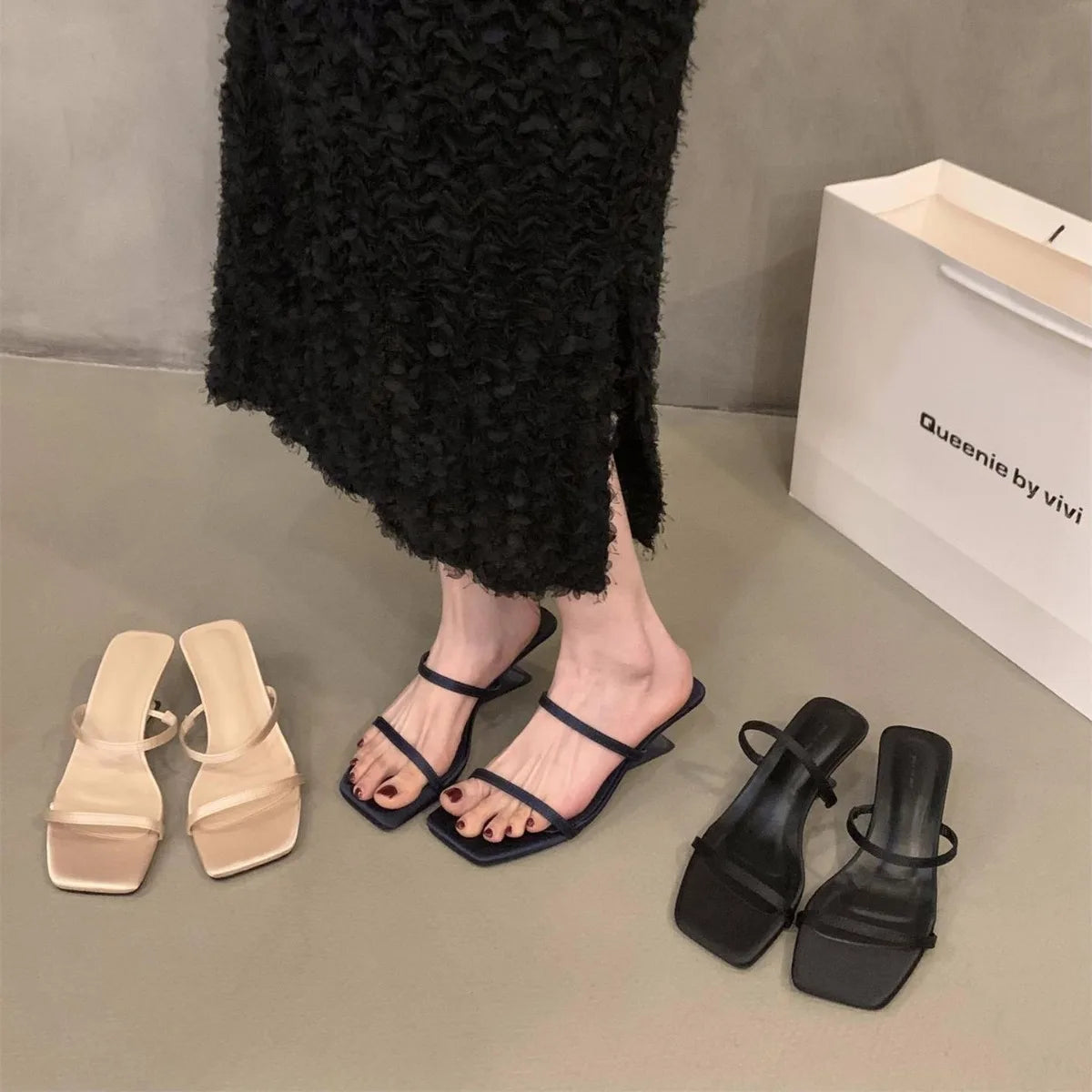 Lunivop Women's Low-heeled Sandals Open Toe Elegant Trendy Designer Slippers New 2024 Summer Square Toe Beach Shoes Sexy Party Sandals