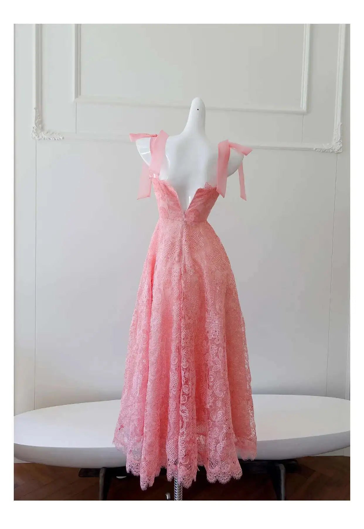 Lunivop Solid 3D Lace Bow Design Women's Dresses For Women Strapless High Waist Sleveless Elegant Dress 2025 New Clothing