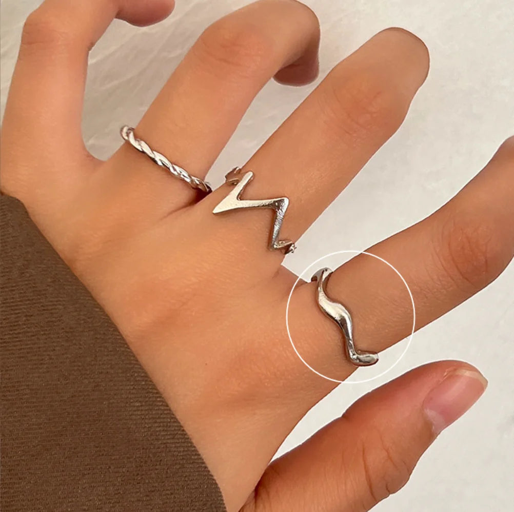 Lunivop New Trendy Korea Silver Simple Vintage Flower Heart Finger Rings for Women Girls Stacking Rings Party Jewelry Gift