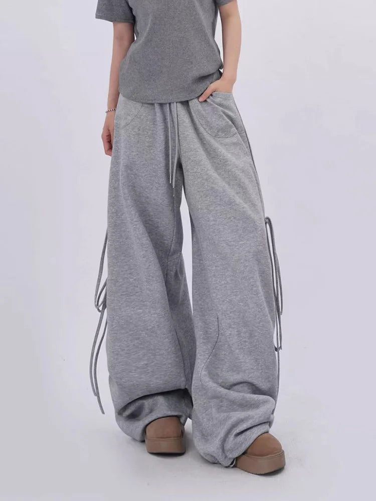 Lunivop Streetwear Gray Sweatpants Women Low Waist Loose Harajuku Pockets Pants American Casual Hip Hop Lace Up Oversize Bf Trousers New