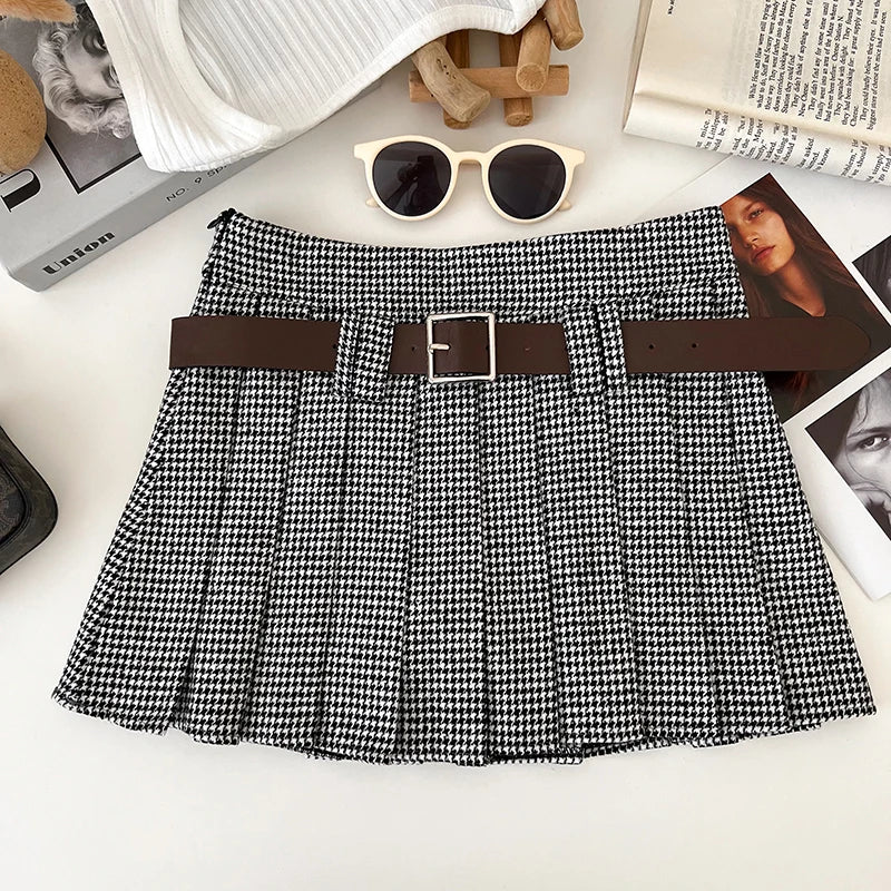 Lunivop Y2K Low Rise Houndstooth Mini Skirt with Belt Woolen Pleated Mini Skirt Ladies Autumn Winter Outfit