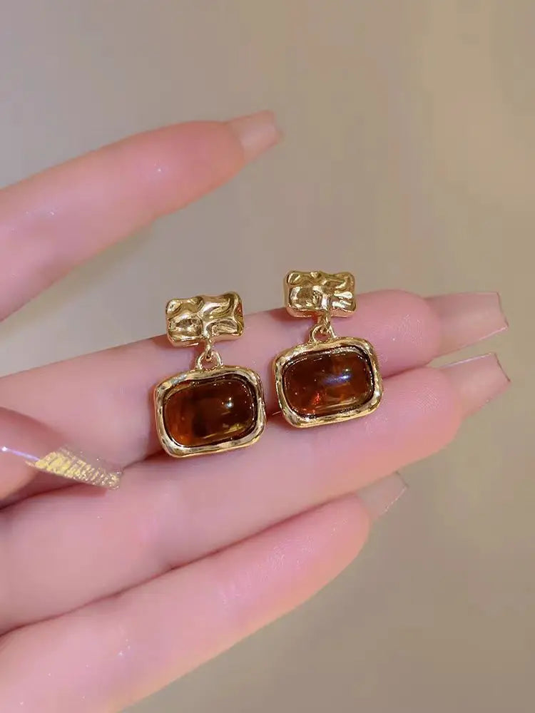 Lunivop Vintage Big Brown Hollow Out Square Drop Earrings for Women Wedding Party Classic Jewelry Geometry Metal Earrings