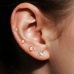 Lunivop  4Pcs Gothic Bat Design Piercing Earrings, Crystal Zirconia Cartilage Tragus Helix Studs, Gothic Style Body Jewelry