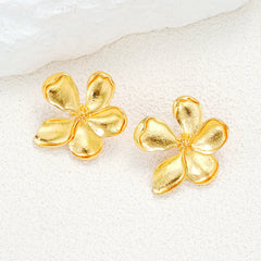 Lunivop New Fashion Exaggerated Gold Metal Luxury Flower Stud Earrings for Women French Retro Earrings Party Jewelry Gift