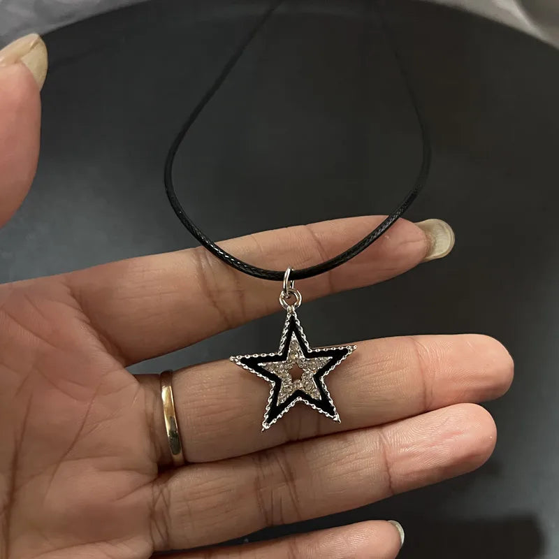 Lunivop Star Pendant Vintage Necklace Punk Star Choker Rock Roll Guitar Layered Necklace for Women Men Eboy Egirl Bar Party Jewelry